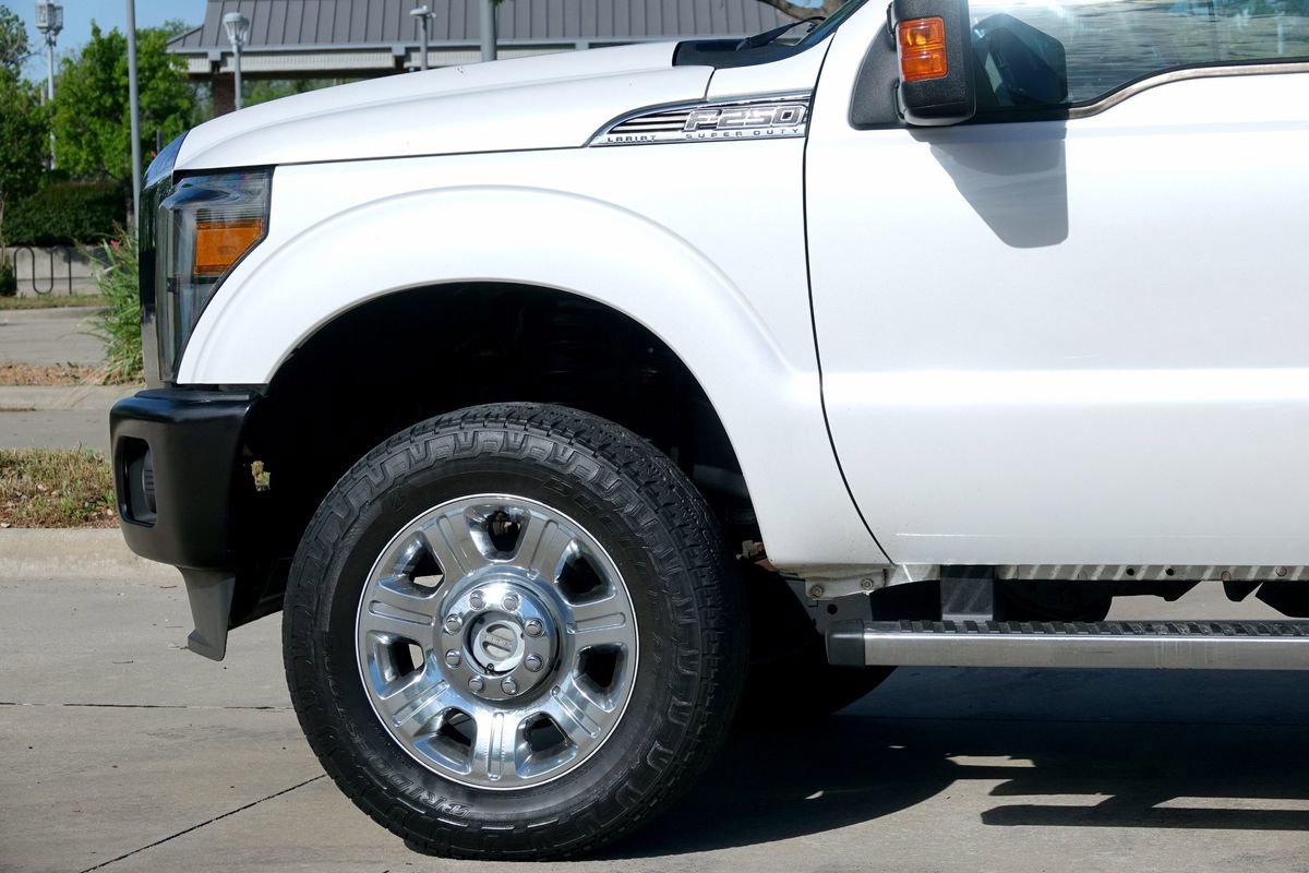 Used 2015 Ford F250 Lariat w/ Chrome Package image 11