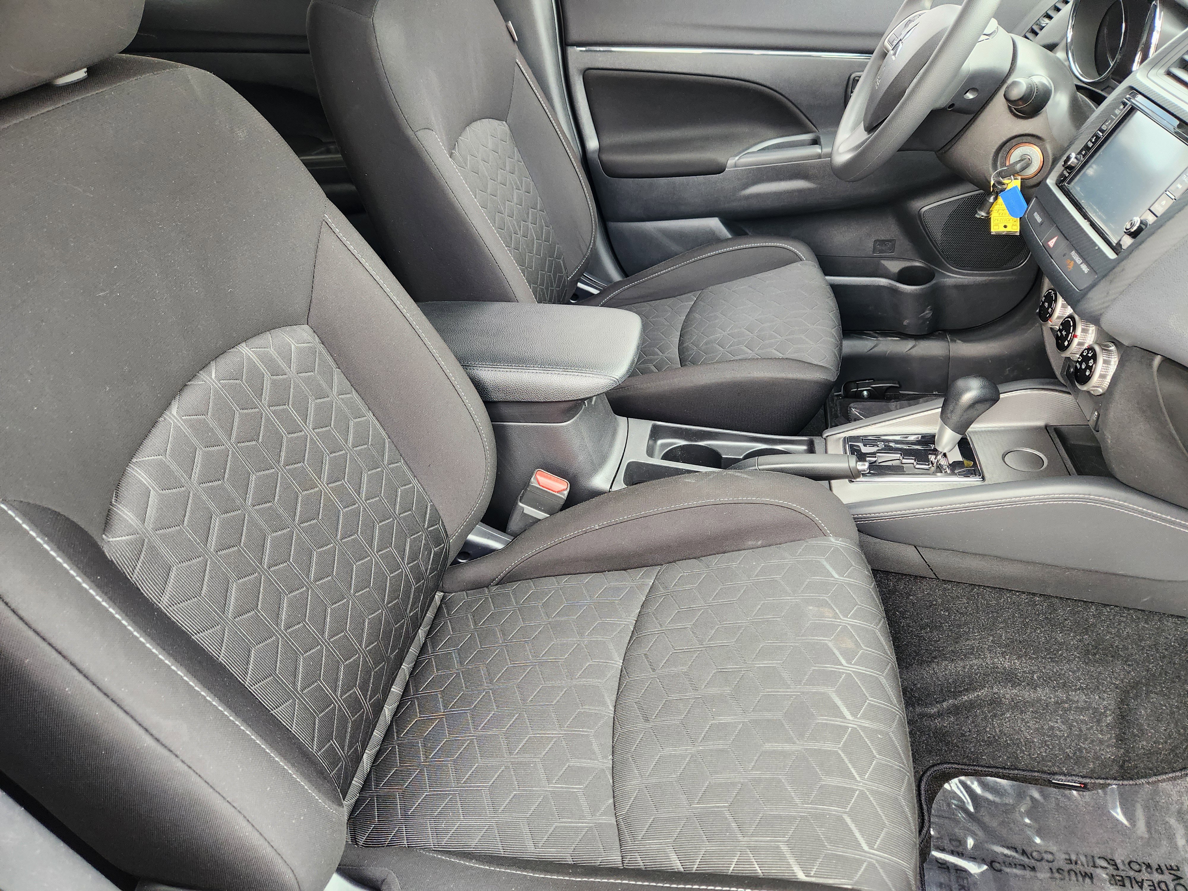 Used 2022 Mitsubishi Outlander Sport ES image 14