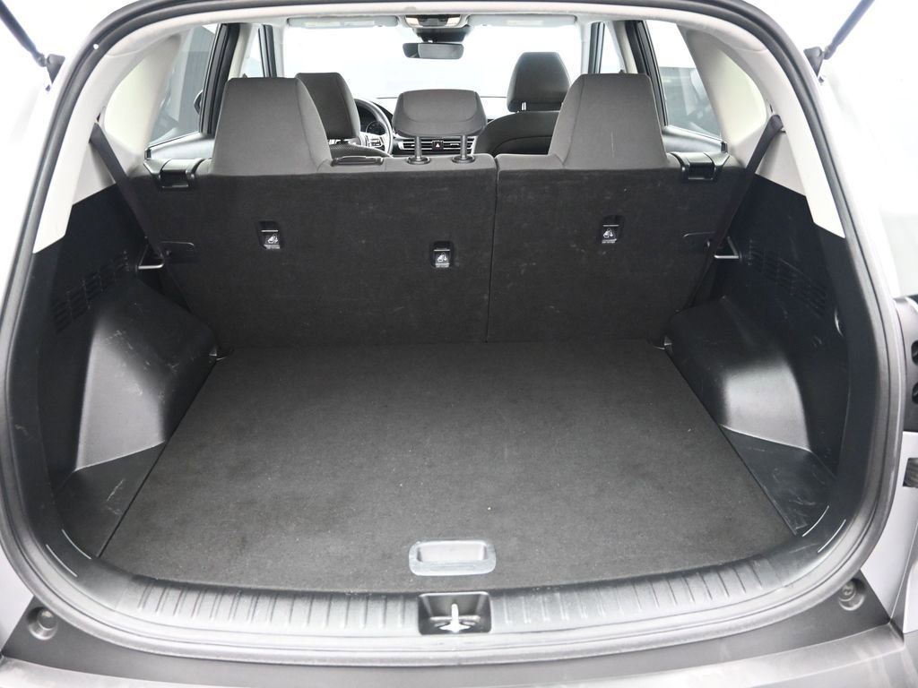 Used 2023 Kia Seltos LX image 32