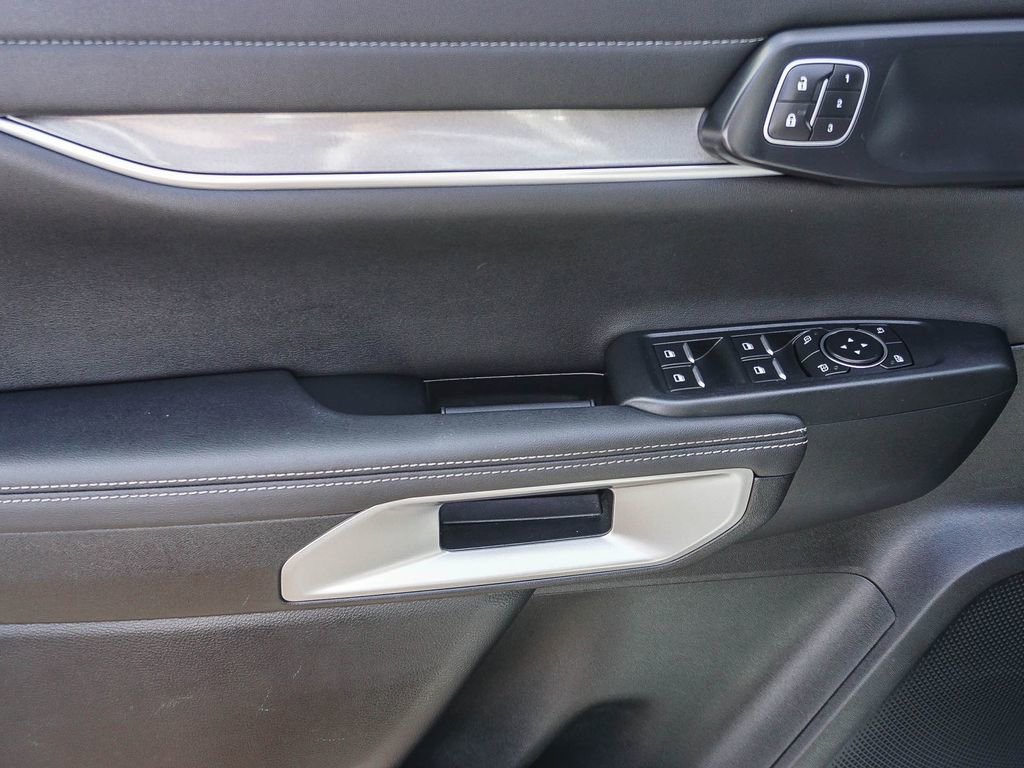 Used 2024 Ford Ranger Lariat w/ FX4 Off-Road Package image 19