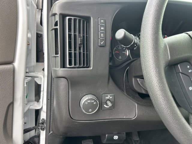 New 2026 Chevrolet Express 4500 w/ Power Convenience Package RWD image 16