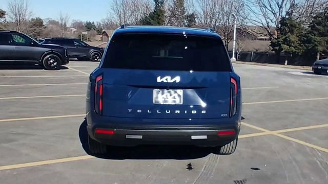 New 2027 Kia Telluride S w/ Towing Package AWD/4WD image 2
