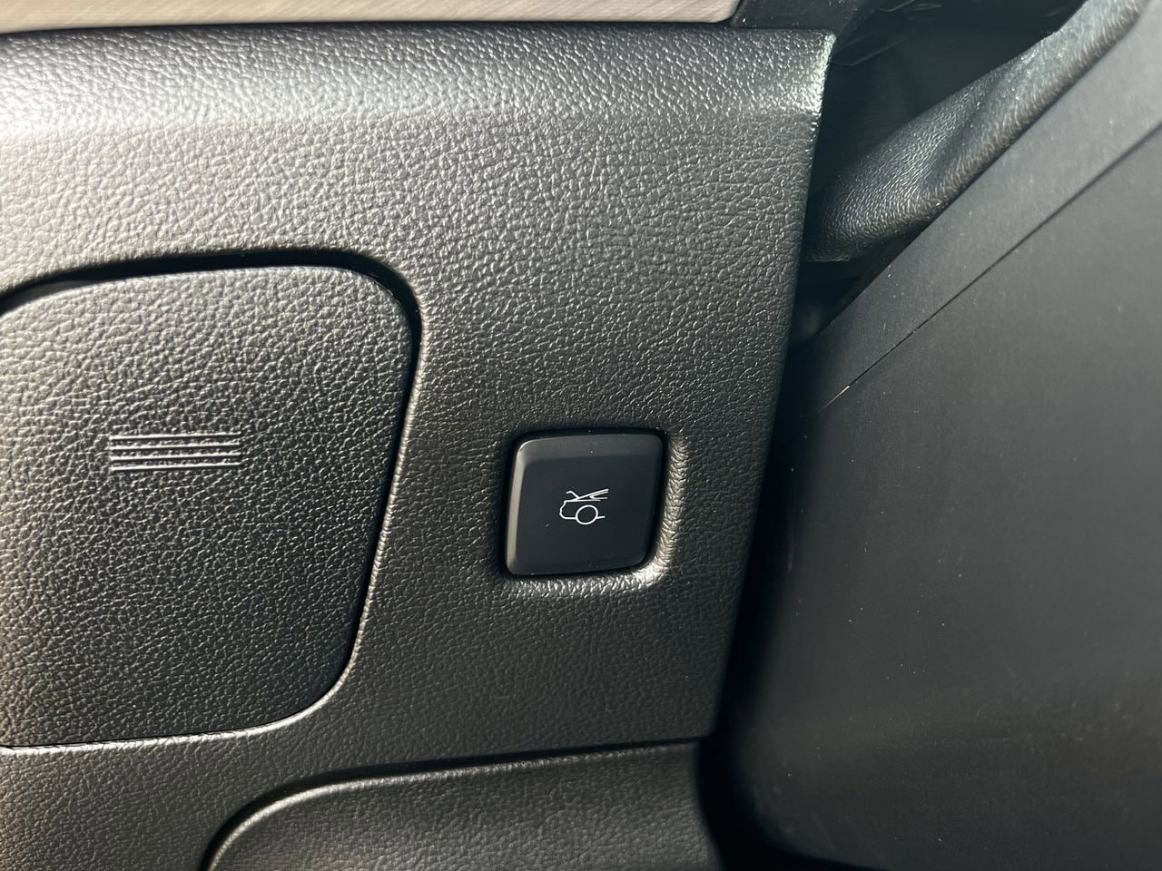 Used 2022 Ford Mustang GT Premium RWD image 15