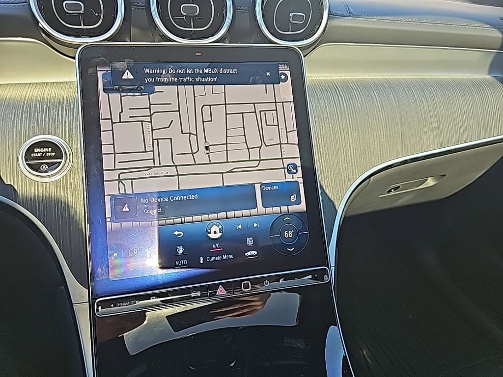 Used 2024 Mercedes-Benz GLC 300 4MATIC image 12