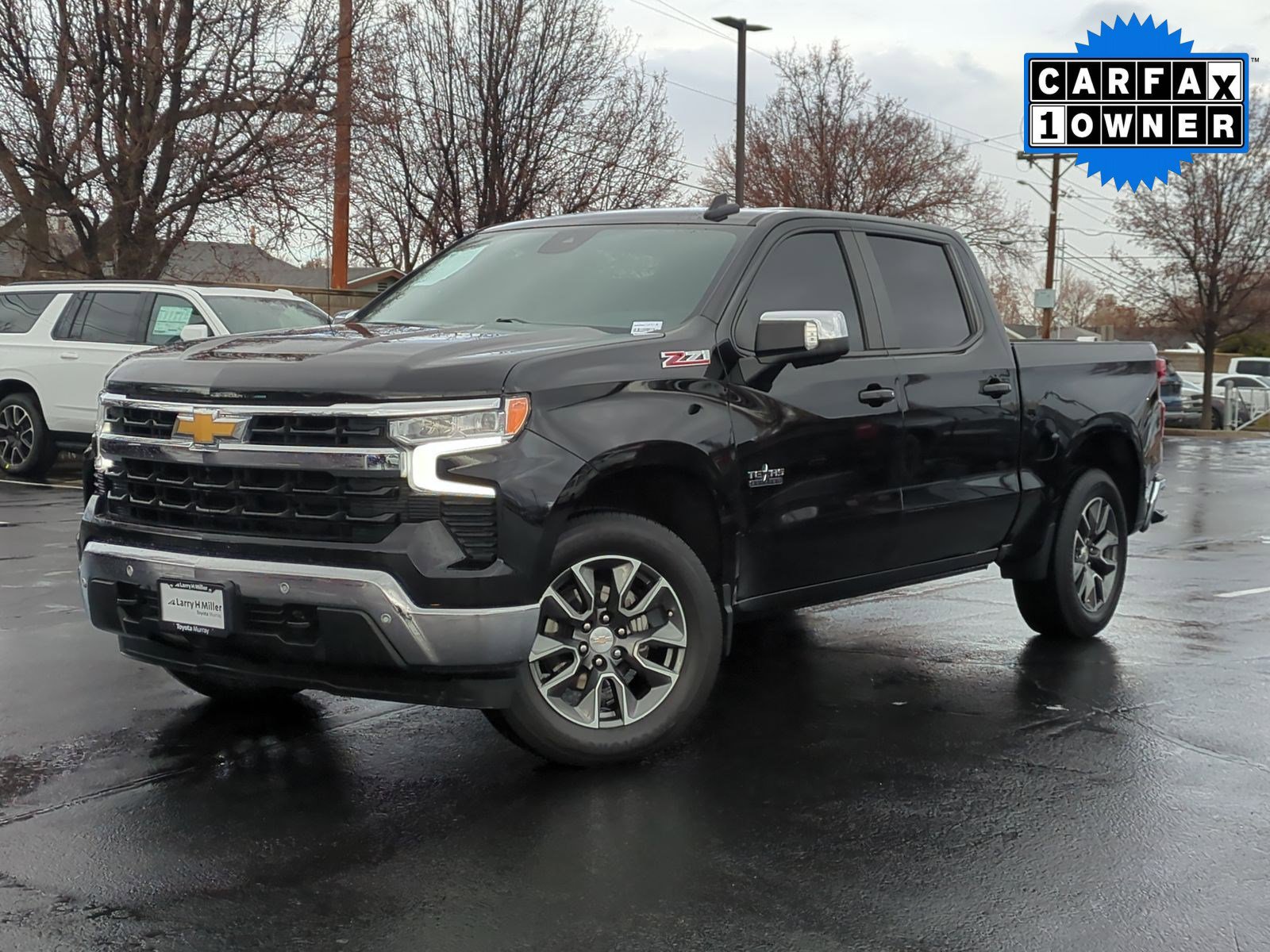 Used 2024 Chevrolet Silverado 1500 LT image 2