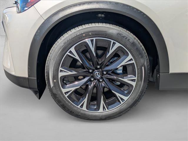 Certified 2024 MAZDA CX-90 Plug-In Hybrid w/ Premium Pkg image 23