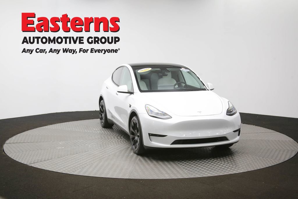 Used 2022 Tesla Model Y Long Range image 52