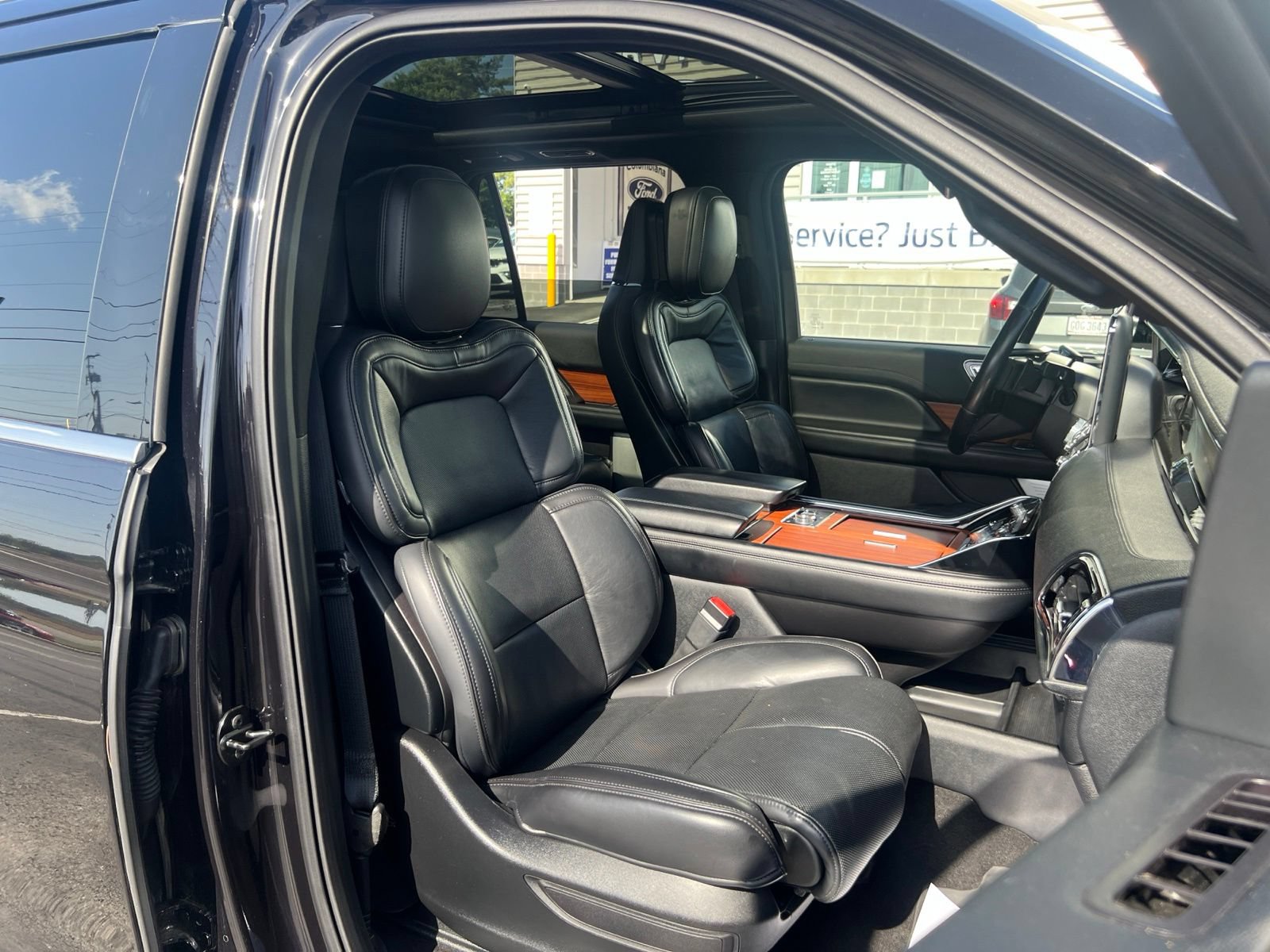 Used 2019 Lincoln Navigator L Reserve AWD/4WD image 58