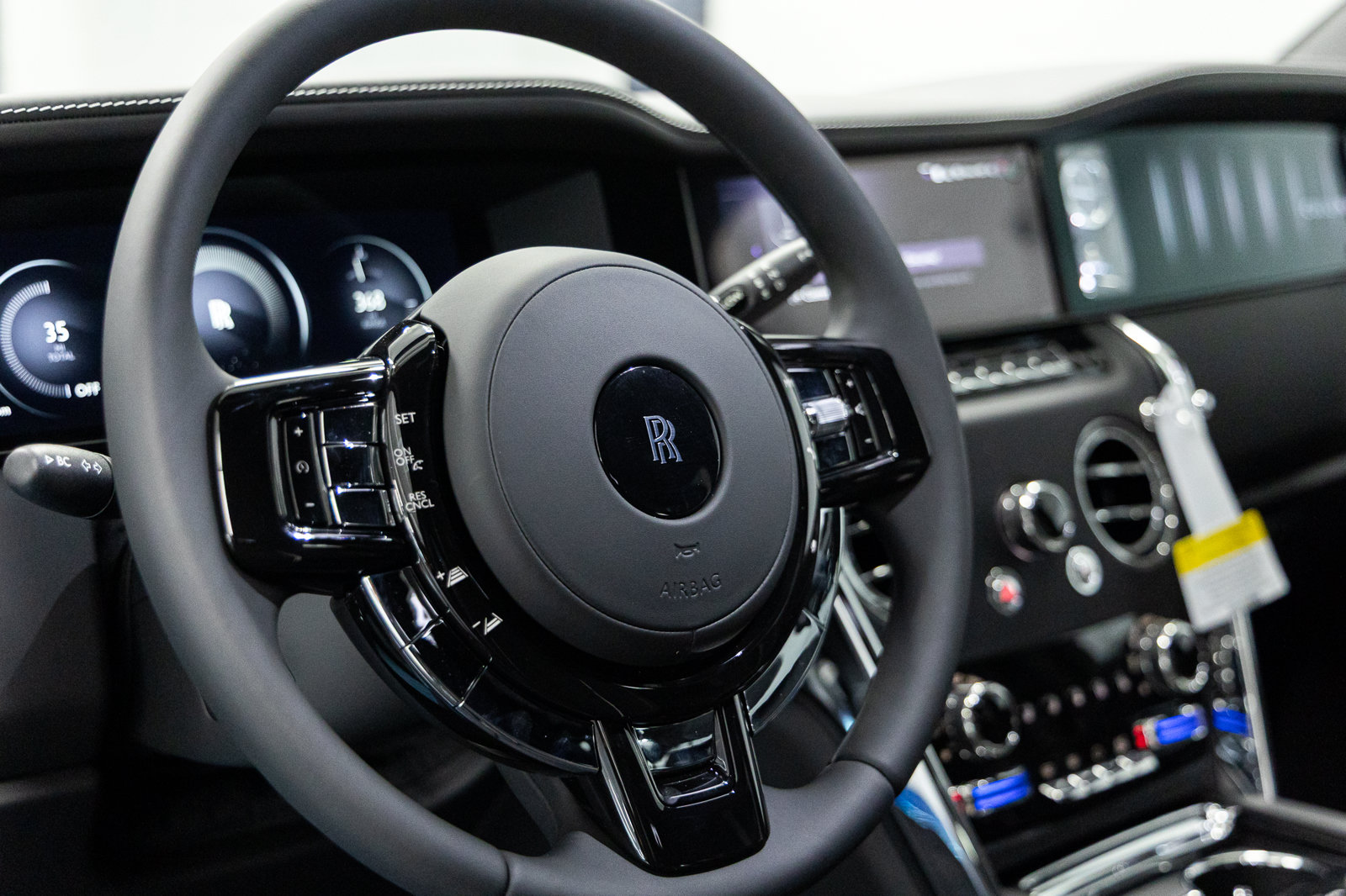 New 2027 Rolls-Royce Cullinan AWD/4WD image 36