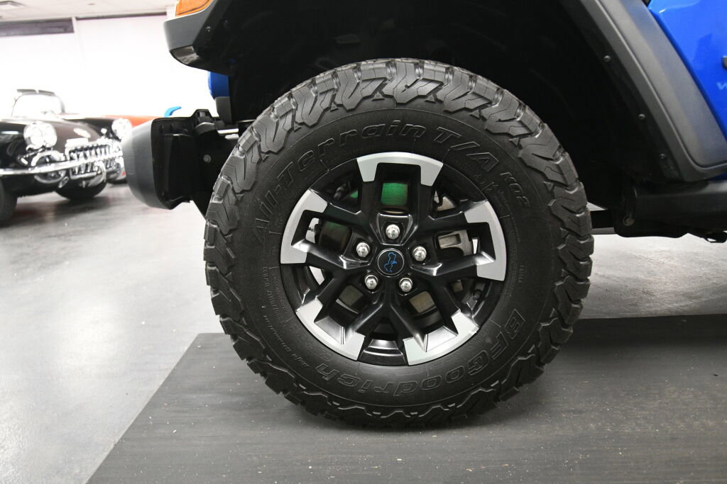 Used 2024 Jeep Wrangler Unlimited Rubicon 4xe AWD/4WD image 32