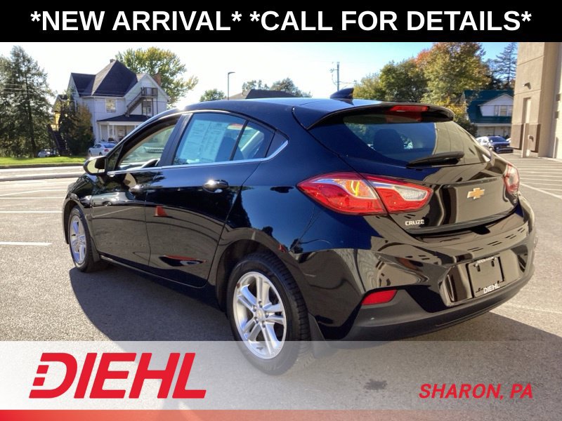 Used 2018 Chevrolet Cruze LT w/ Convenience Package FWD image 5
