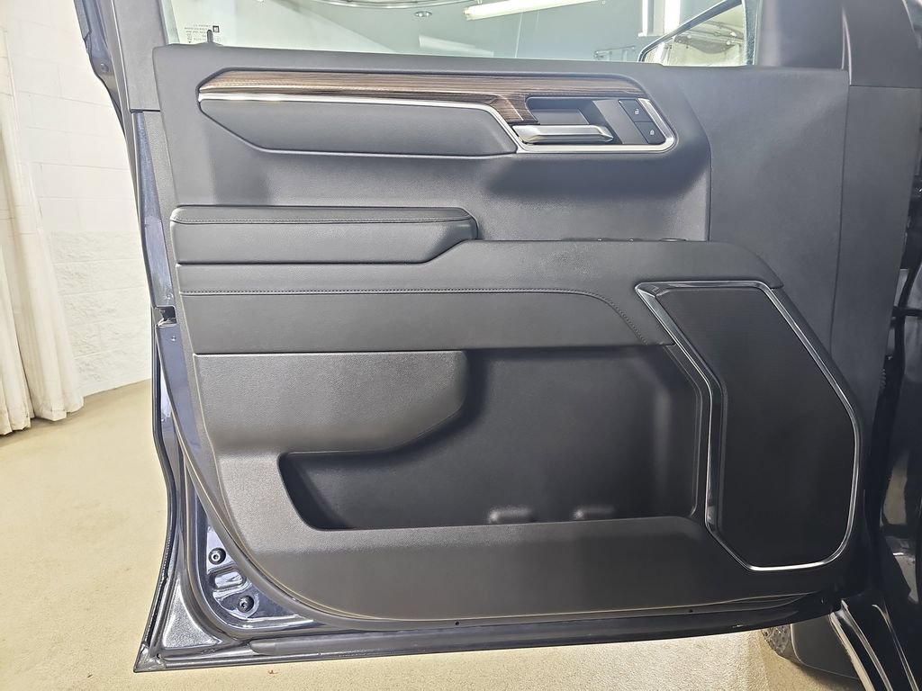 Certified 2024 Chevrolet Silverado 1500 LT AWD/4WD image 31
