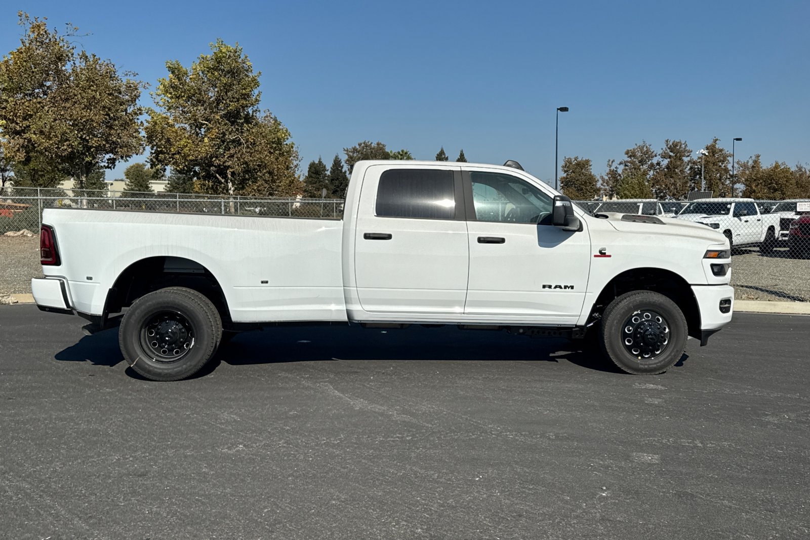 New 2027 RAM 3500 Big Horn AWD/4WD image 2