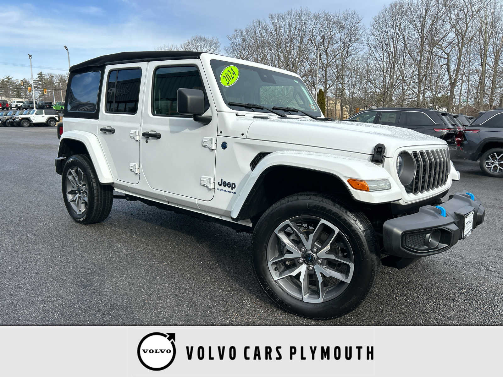 Used 2024 Jeep Wrangler Unlimited w/ Convenience Group AWD/4WD image 1