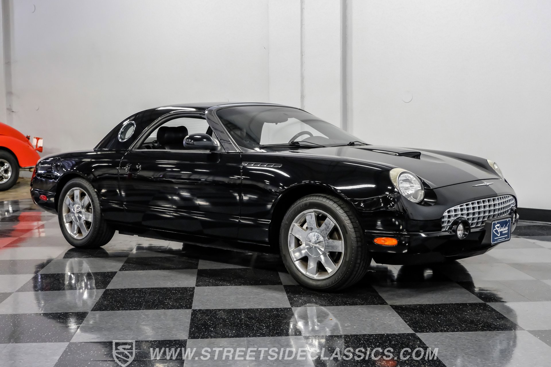 Used 2002 Ford Thunderbird image 14