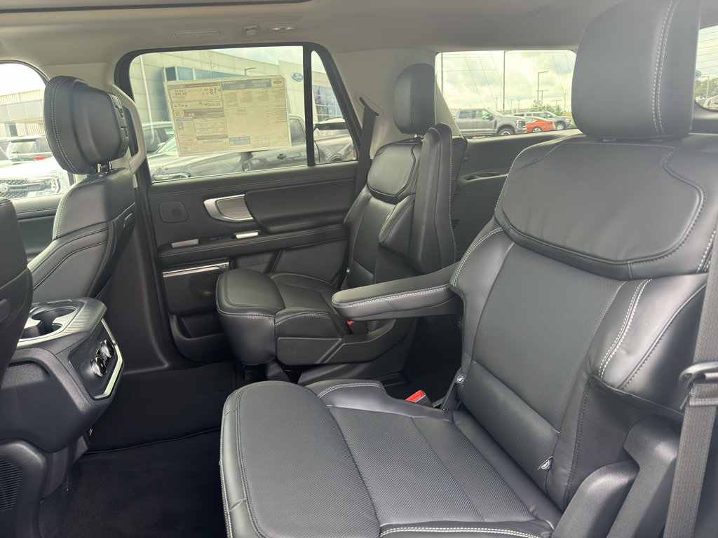 New 2027 Ford Expedition Platinum w/ Driver's Package AWD/4WD image 30