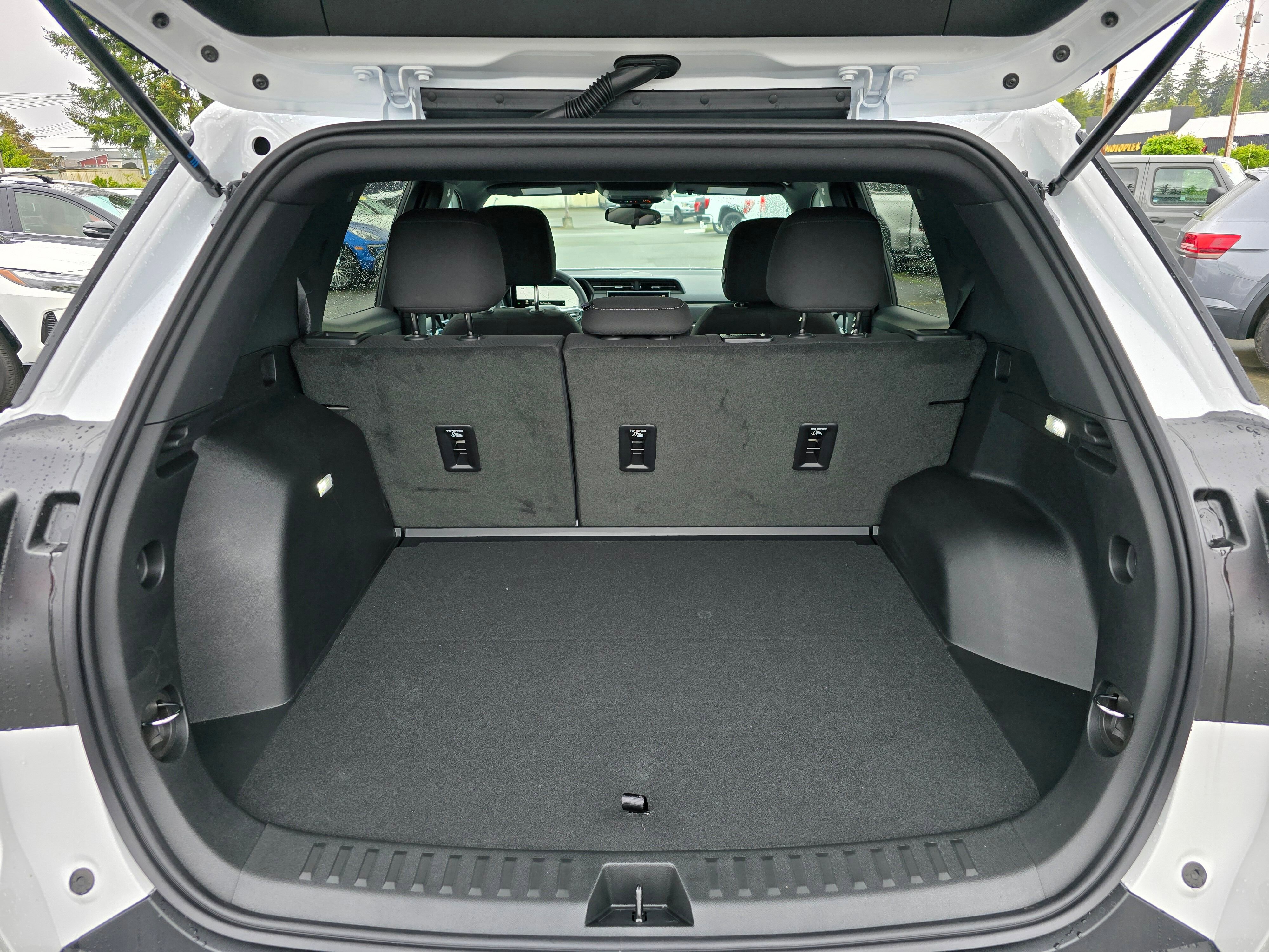 New 2025 GMC Terrain Elevation image 15