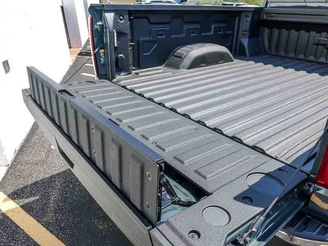 New 2026 Chevrolet Silverado 2500 LT w/ All Star Edition AWD/4WD image 8