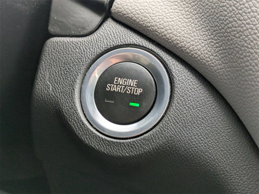 Used 2019 Chevrolet Equinox LT image 39