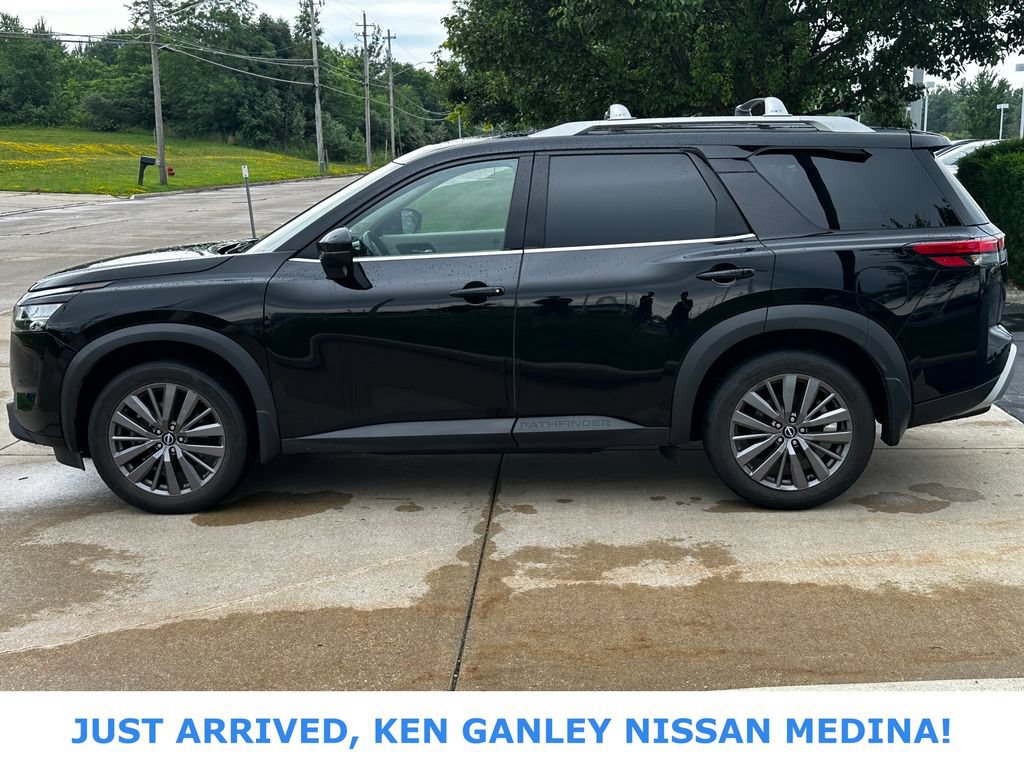 Certified 2023 Nissan Pathfinder SL w/ SL Premium Package AWD/4WD image 6