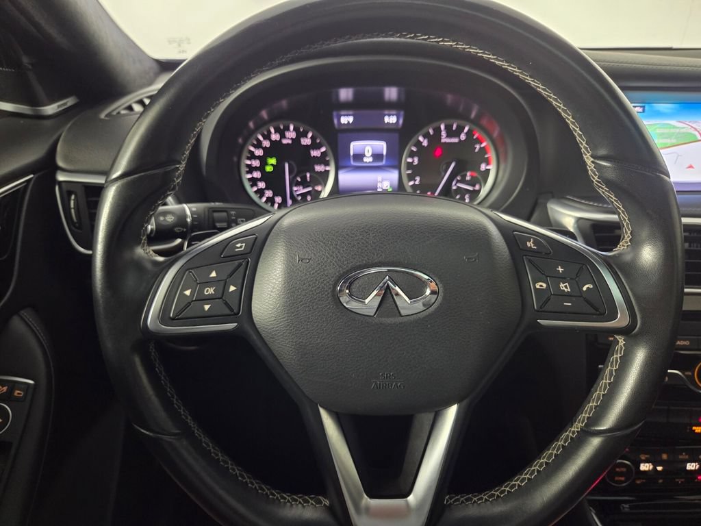 Used 2018 INFINITI QX30 Sport w/ Sport Leather Package FWD image 15