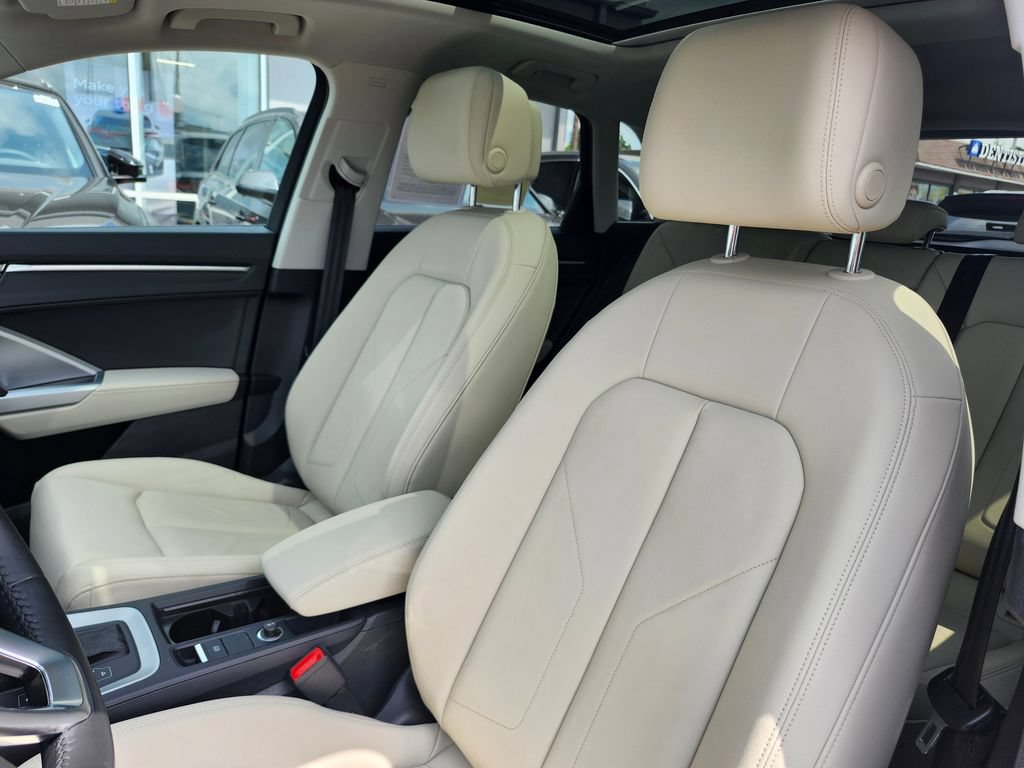 Used 2019 Audi Q3 2.0T Premium Plus AWD/4WD image 8
