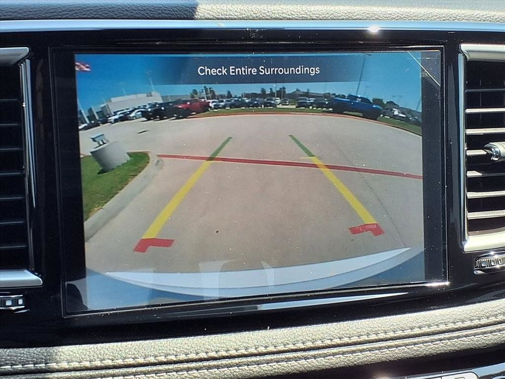 New 2026 Chrysler Pacifica Select image 8