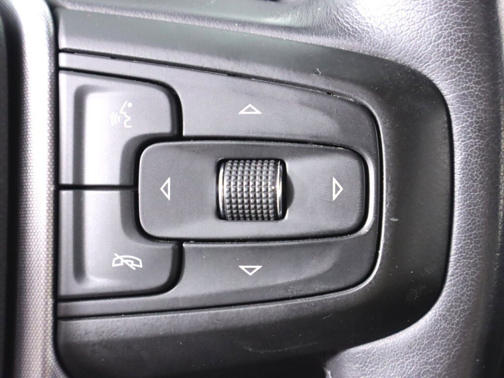 Used 2021 GMC Sierra 1500 SLT image 14