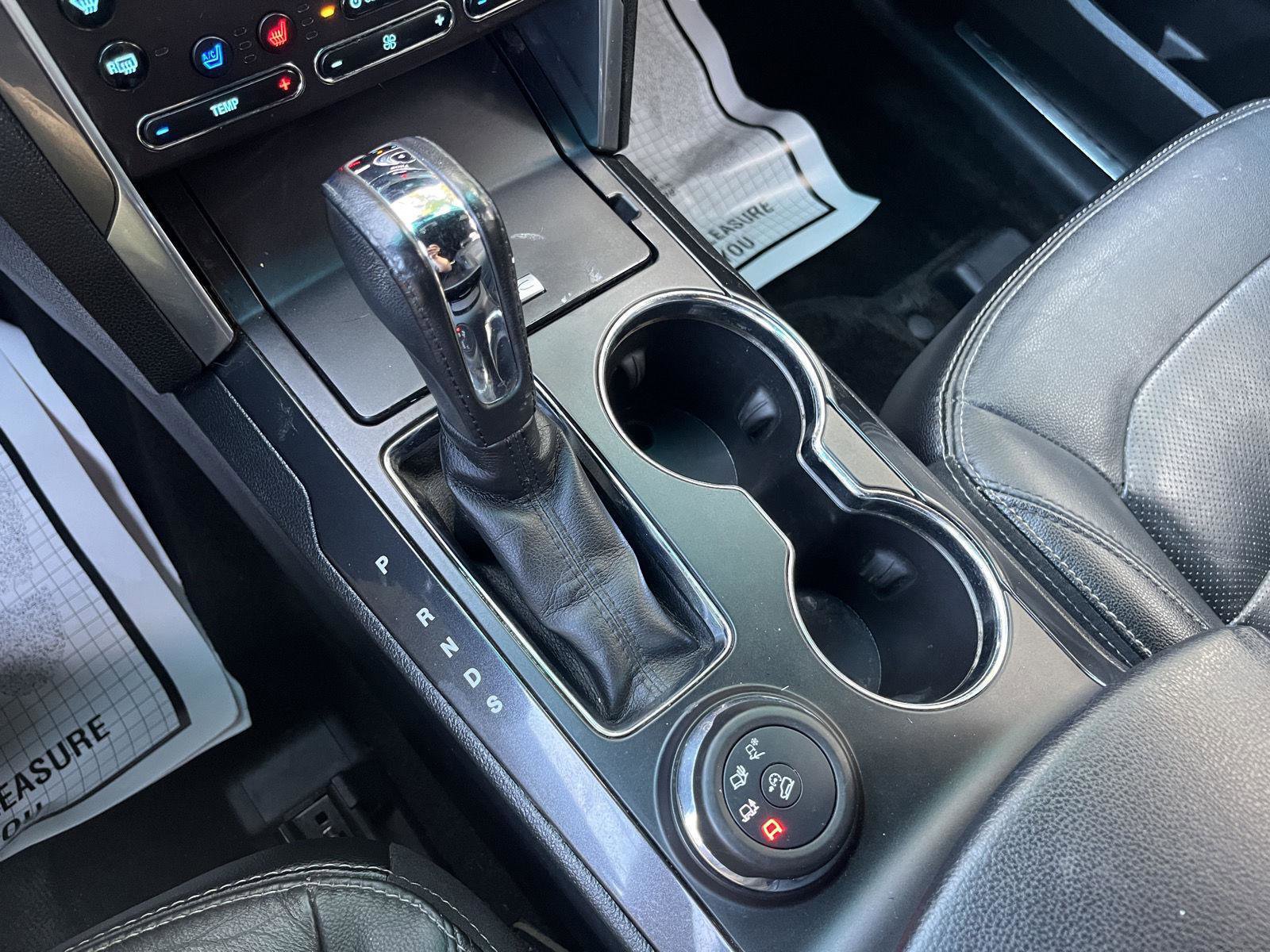 Used 2016 Ford Explorer Limited image 27