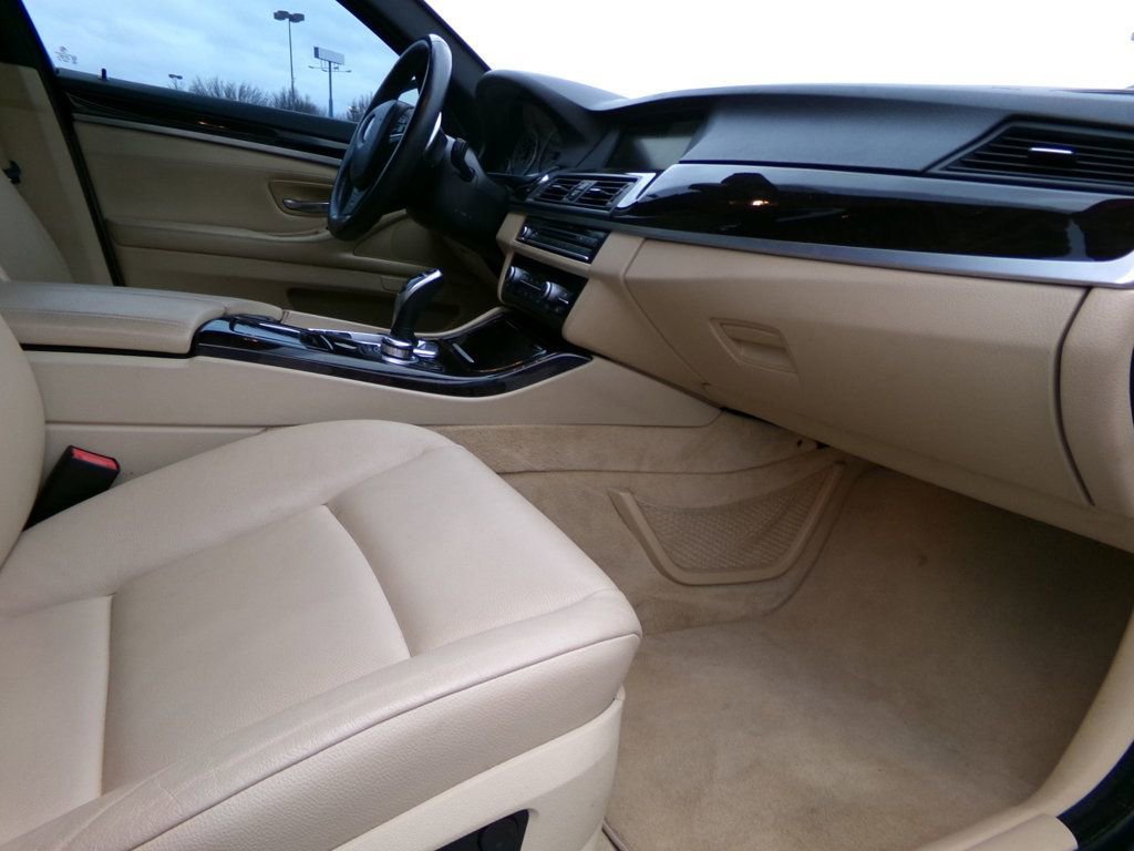 Used 2013 BMW 535i Sedan image 9