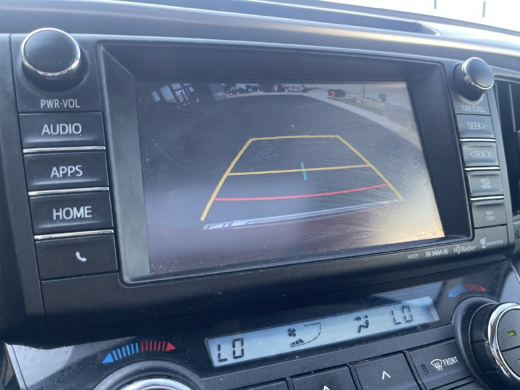 Used 2017 Toyota RAV4 XLE AWD/4WD image 29