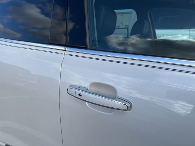 Used 2019 GMC Acadia Denali w/ Technology Package image 9