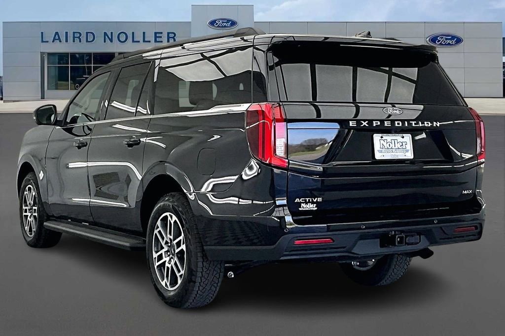 New 2025 Ford Expedition Max Active image 3
