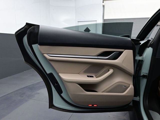 Certified 2025 Porsche Taycan AWD/4WD image 12