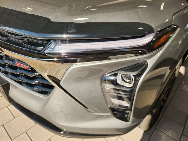 Used 2026 Chevrolet Trax RS w/ Driver Confidence Package FWD image 7