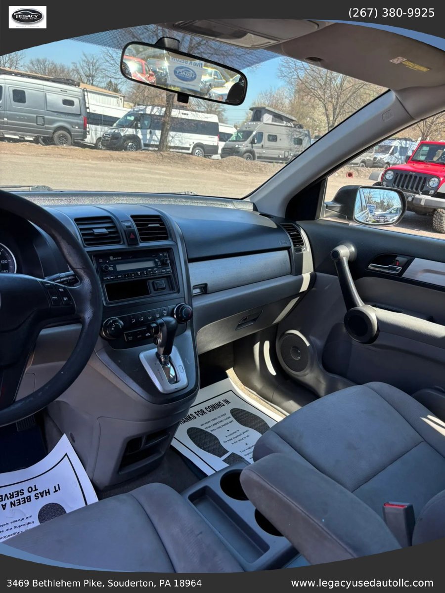 Used 2010 Honda CR-V LX image 39