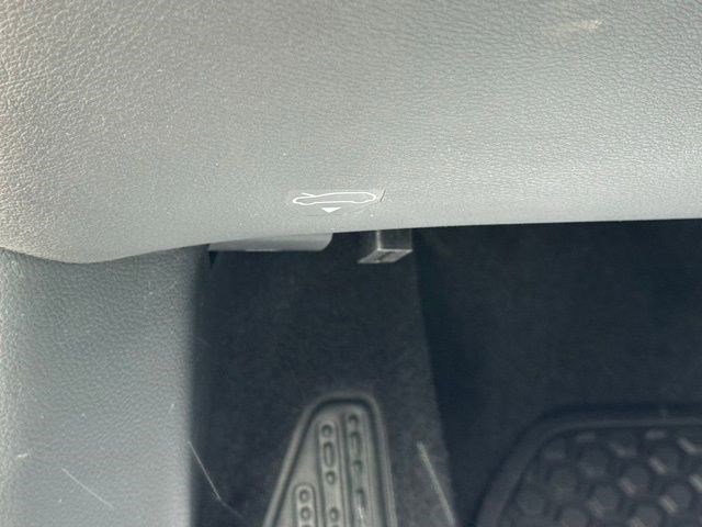 New 2026 Jeep Compass Latitude w/ Sun and Sound Group image 14