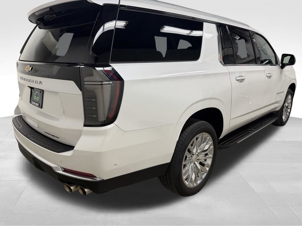 Certified 2025 Chevrolet Suburban Premier AWD/4WD image 11