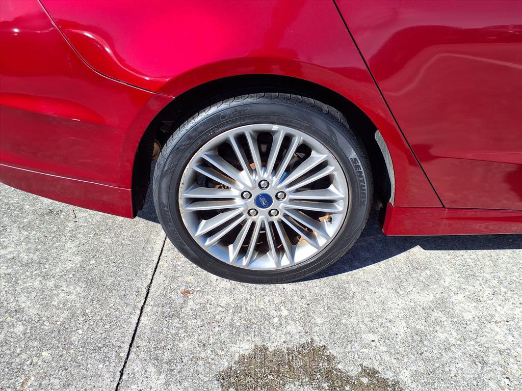 Used 2014 Ford Fusion SE w/ Equipment Group 202A image 26