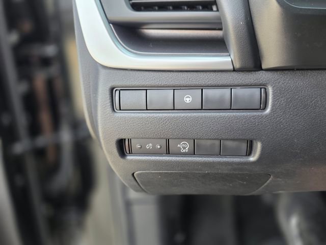 Used 2023 Nissan Rogue SV FWD image 36