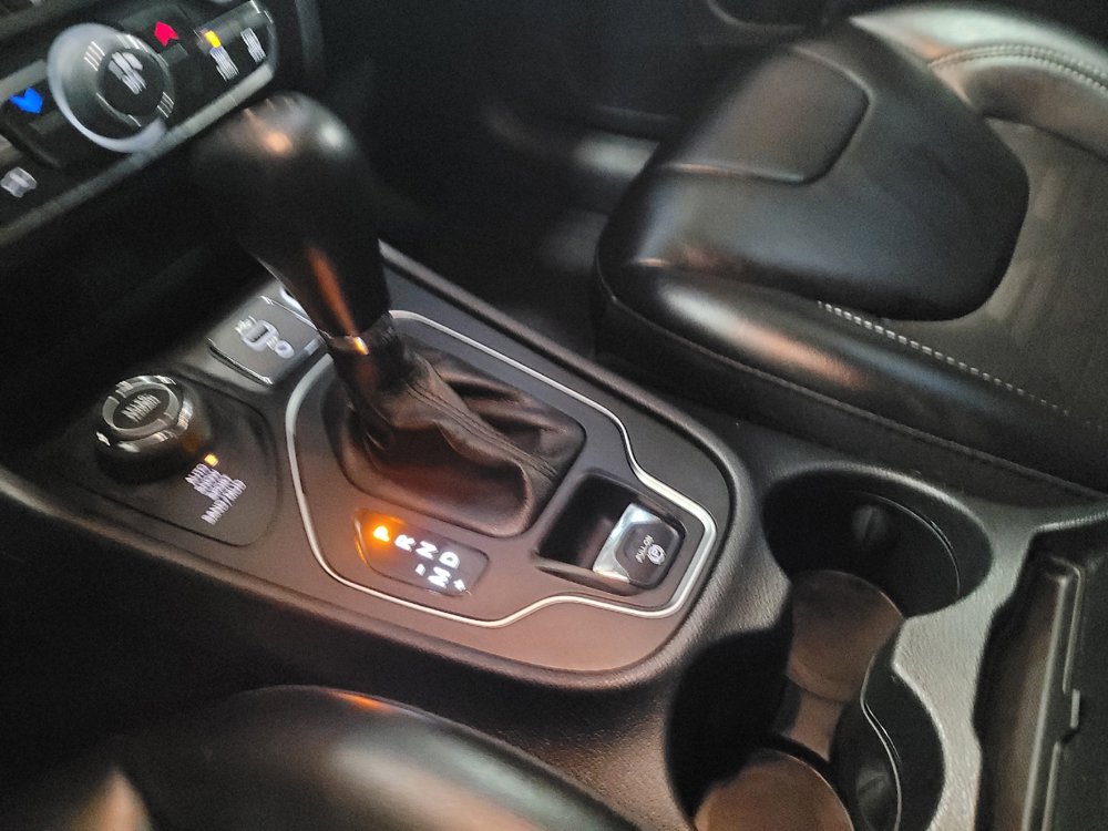 Used 2022 Jeep Cherokee Latitude w/ Sun & Sound Group image 26