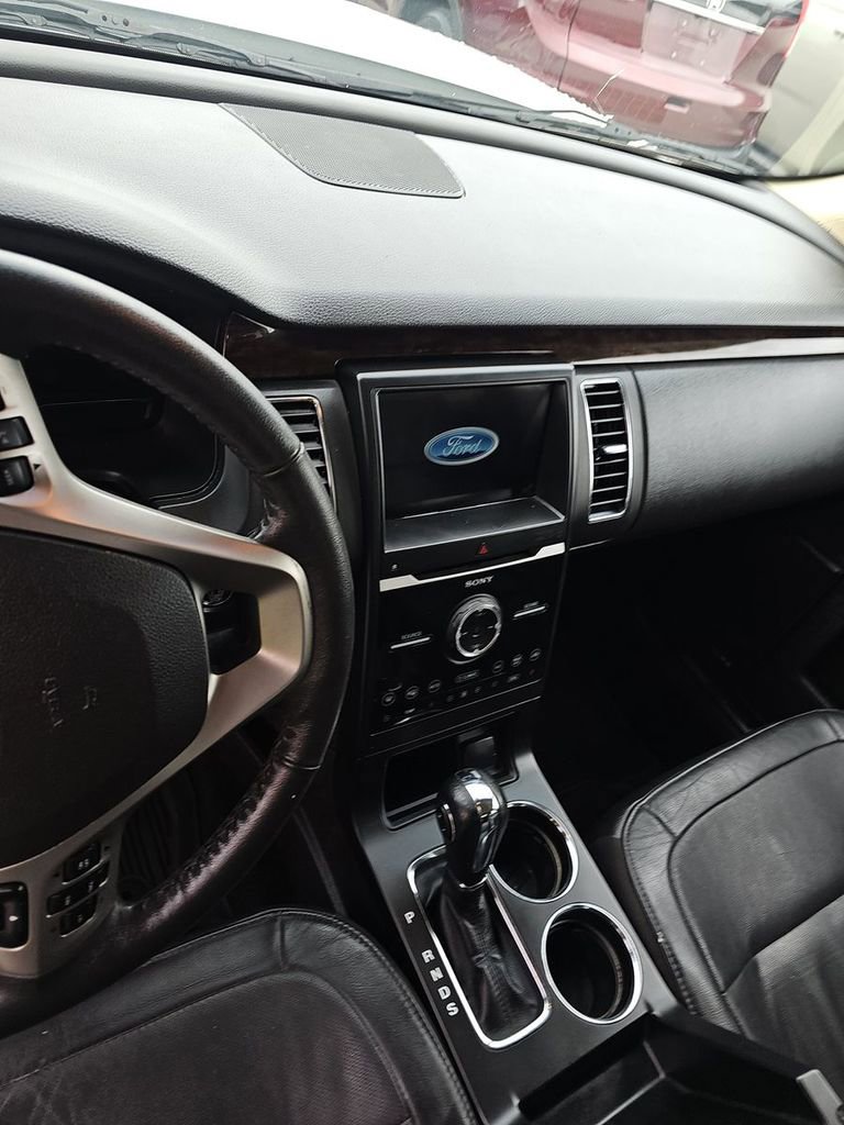 Used 2019 Ford Flex Limited w/ Class III Trailer Tow Package image 12