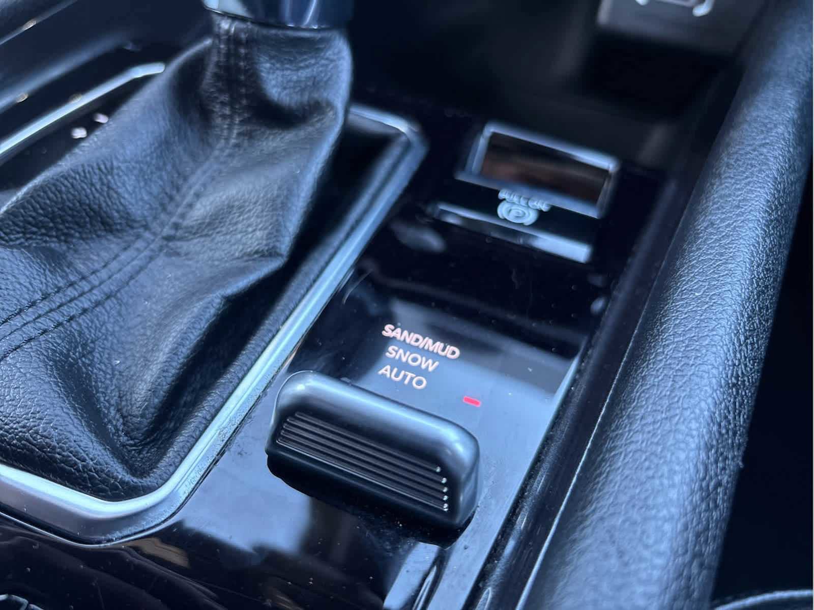 Used 2024 Jeep Compass Latitude image 19