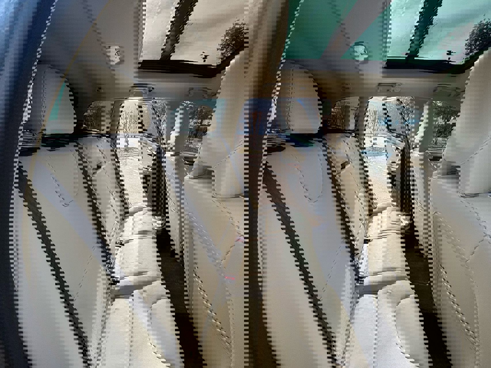 Used 2017 Volvo XC60 T5 Inscription w/ Preferred Option Package image 21