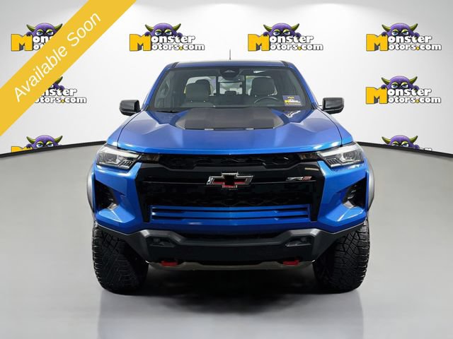 Used 2024 Chevrolet Colorado ZR2 w/ ZR2 Convenience Package III AWD/4WD image 2