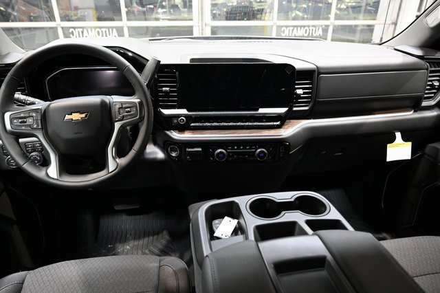 New 2026 Chevrolet Silverado 1500 LT image 16