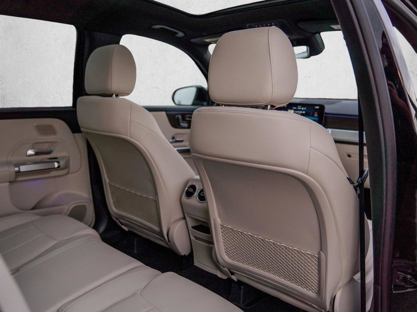 New 2026 Mercedes-Benz GLB 250 4MATIC image 26