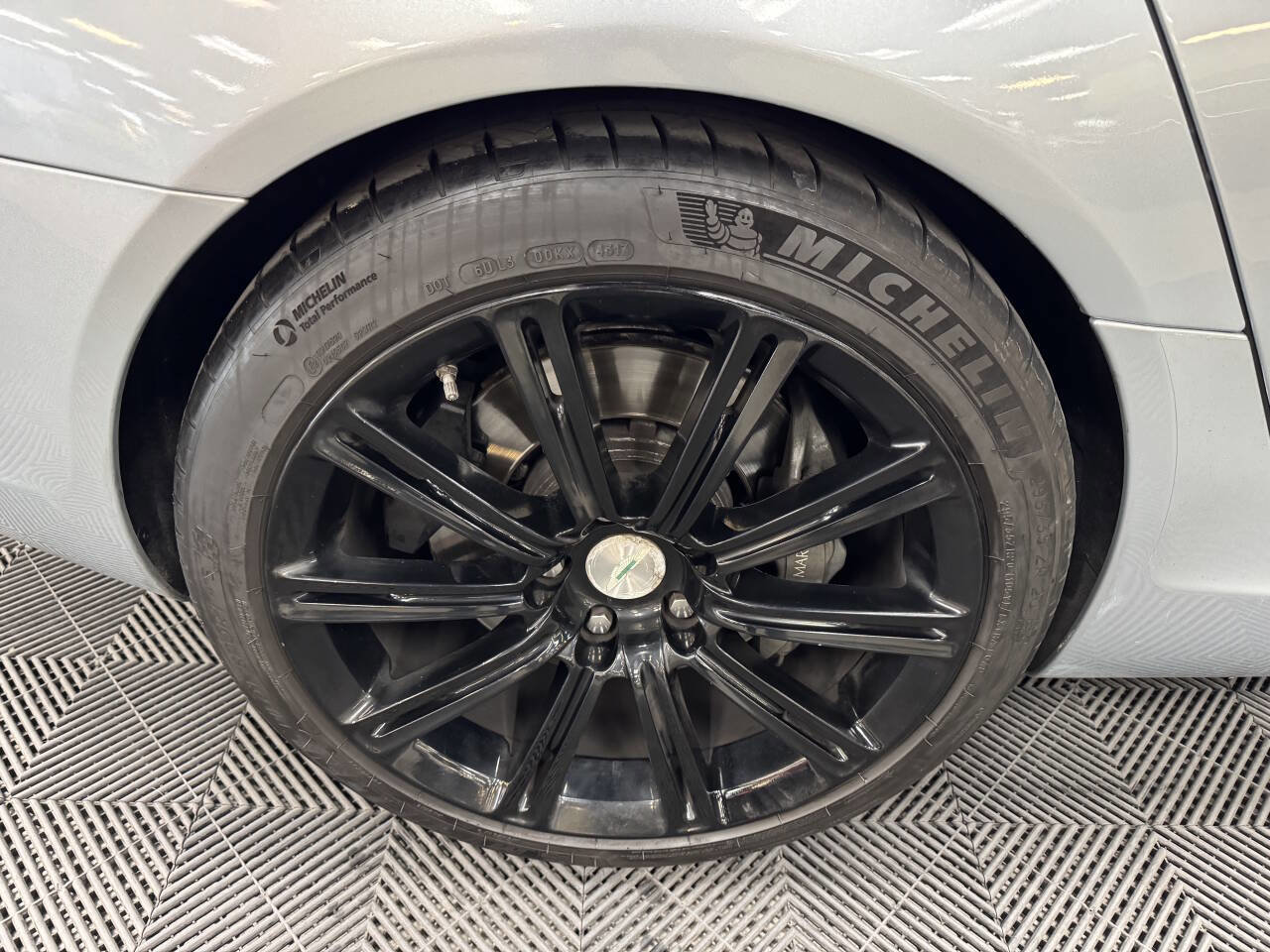 Used 2011 Aston Martin Rapide image 17