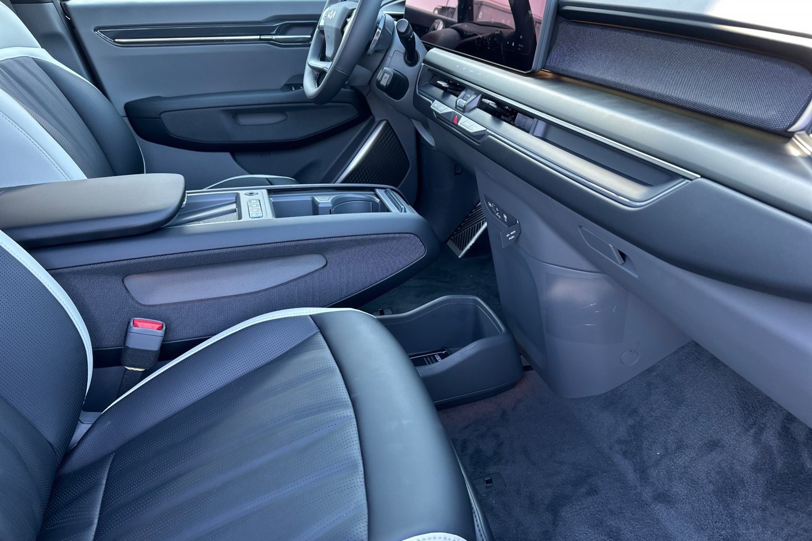 New 2026 Kia EV9 GT-Line AWD/4WD image 16