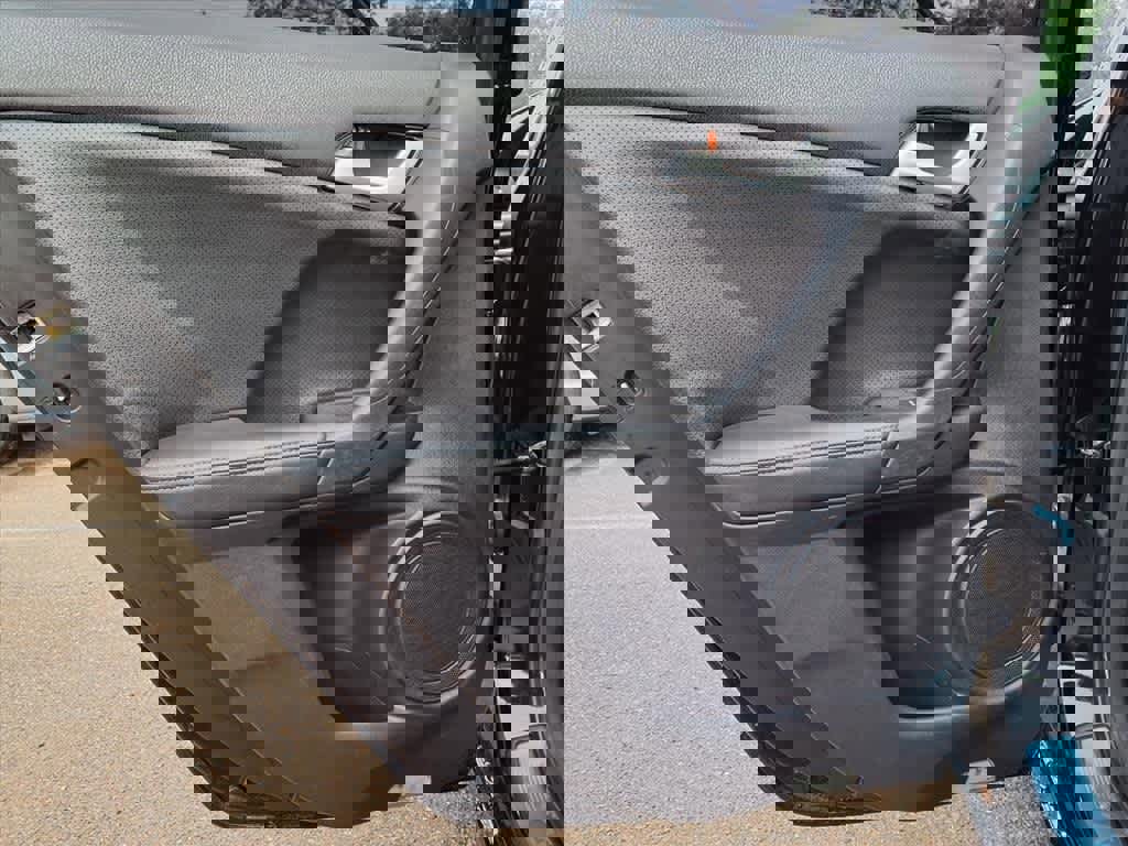 Used 2012 Acura TSX Sedan image 9